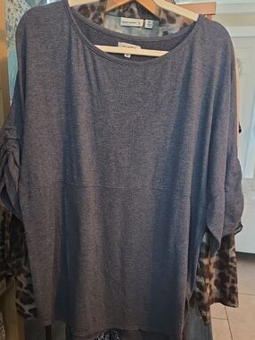 Max Studio Heather Navy Relaxed Knit Tunic